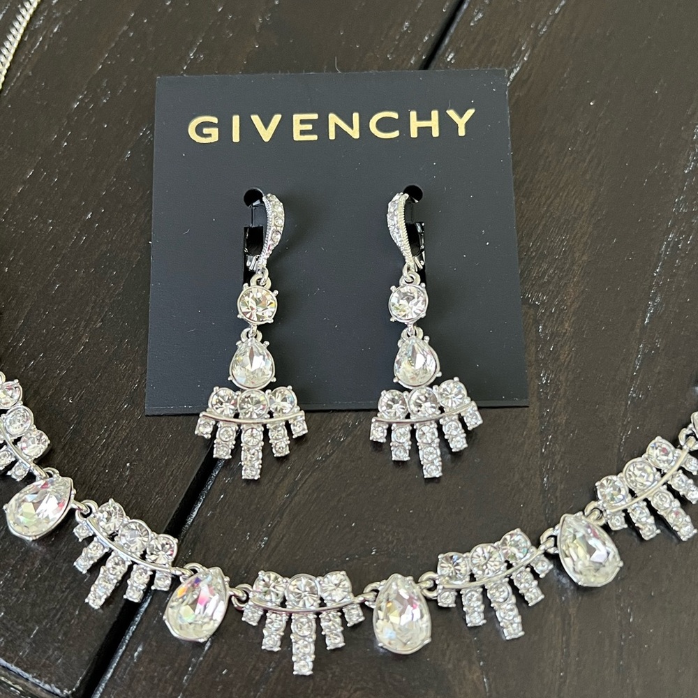 Givenchy Set - Picture 3 of 8